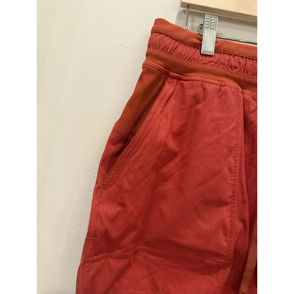 NWT Lululemon Dance Studio High-Rise Short 3.5